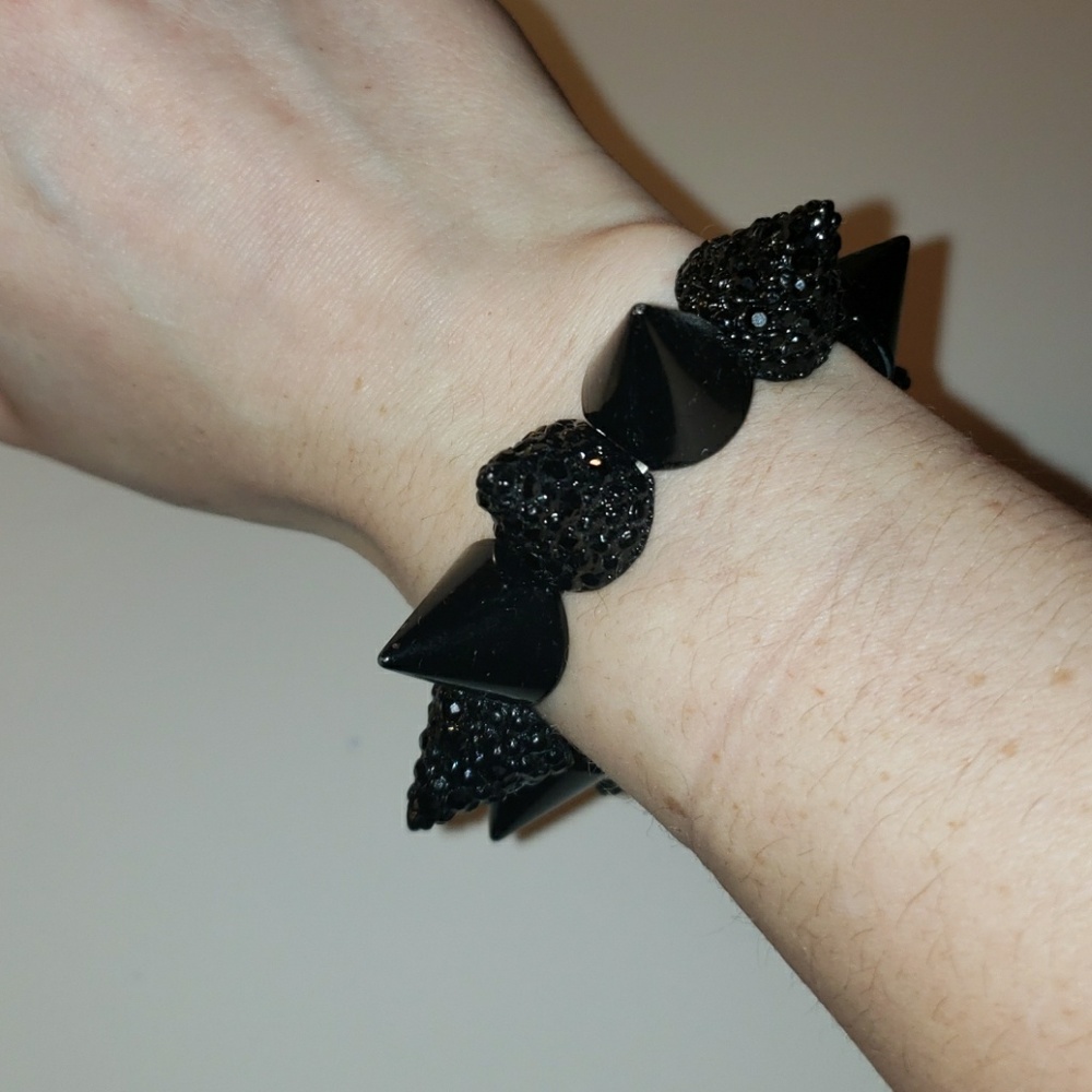 Black stone spike bracelet